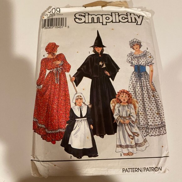 Simplicity Other - Simplicity 9809 Halloween Costumes Pattern Child Size 2–12 Uncut